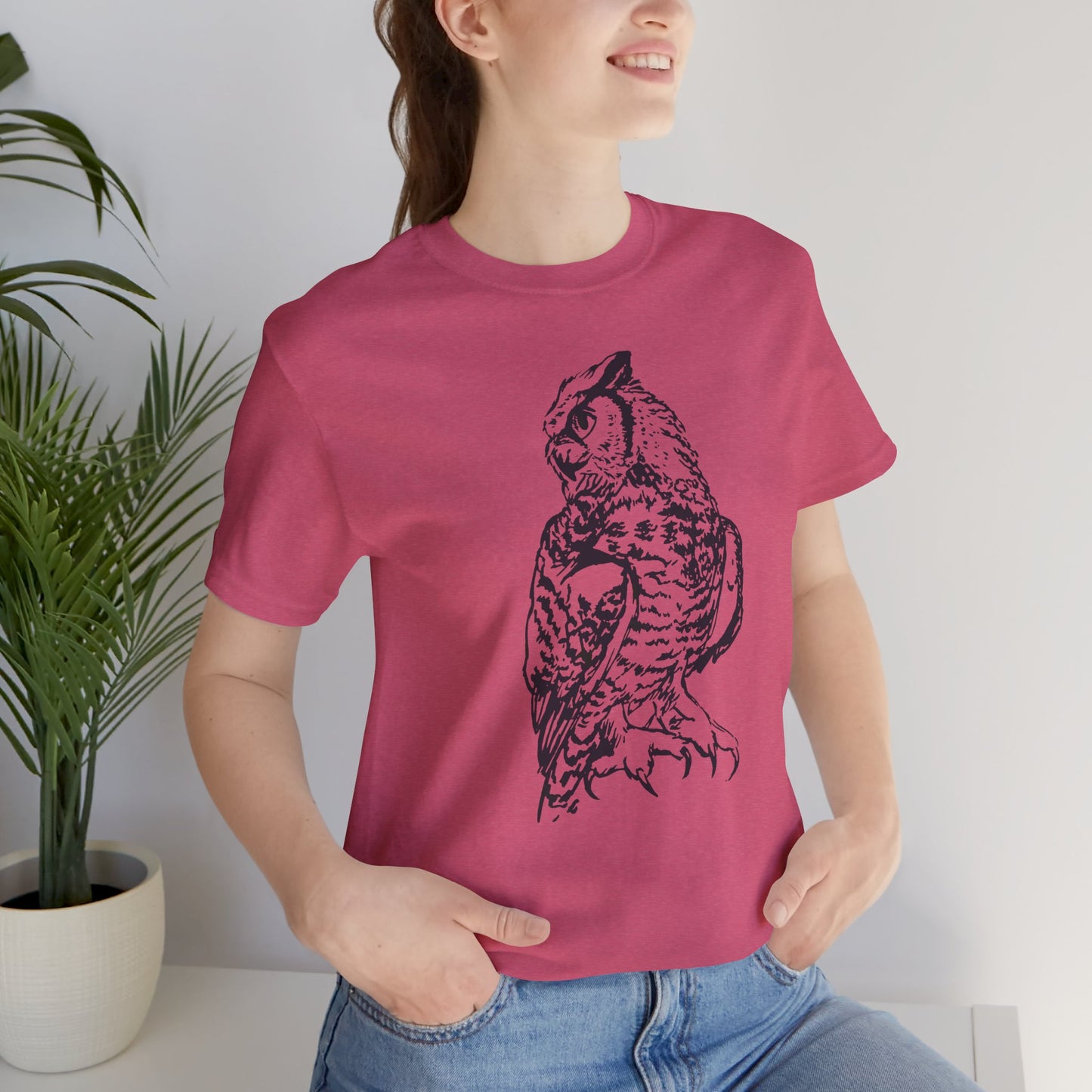 Personalizable Great Horned Owl illustration T-Shirt | Wildlife sketch tee