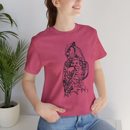 Personalizable Great Horned Owl illustration T-Shirt | Wildlife sketch tee