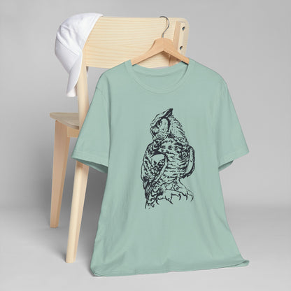 Personalizable Great Horned Owl illustration T-Shirt | Wildlife sketch tee