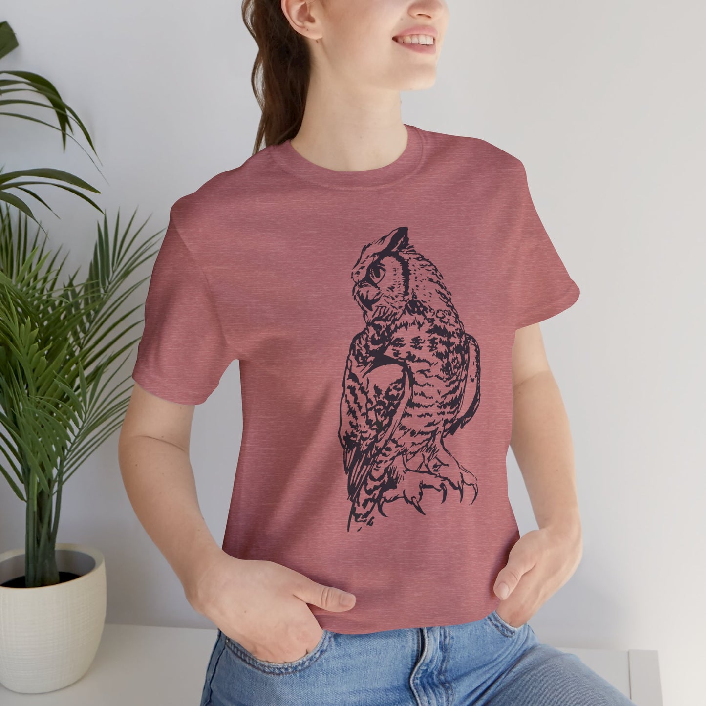 Personalizable Great Horned Owl illustration T-Shirt | Wildlife sketch tee