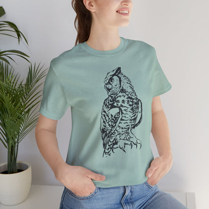 Personalizable Great Horned Owl illustration T-Shirt | Wildlife sketch tee