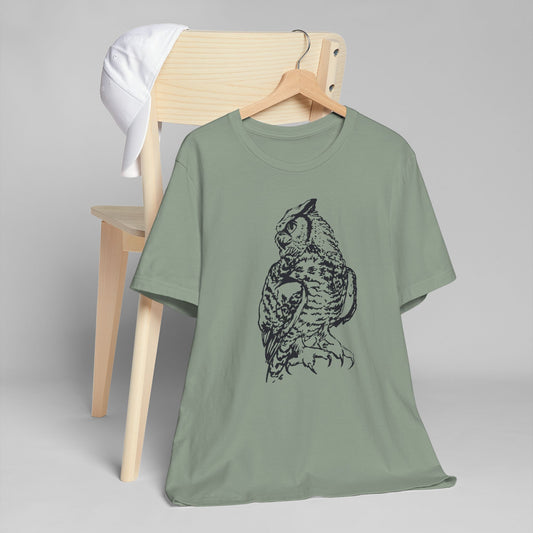 Personalizable Great Horned Owl illustration T-Shirt | Wildlife sketch tee